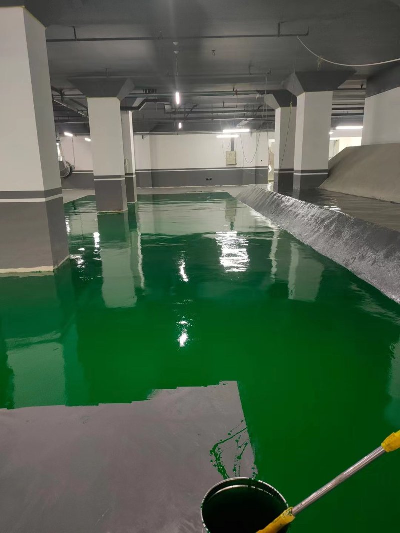 金刚砂地坪每平方米的价格是多少?这是一个常见的问题,许多人在考虑使用金刚砂地坪时都会关注到成本。